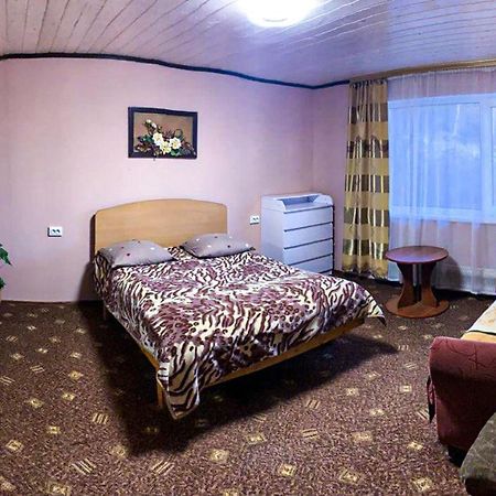 Під Лісом У Гіда Villa Jaremtsje Buitenkant foto